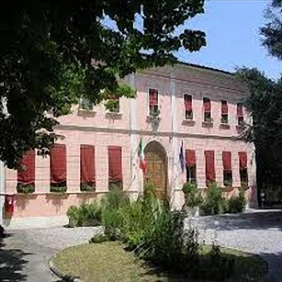 A Casa Di Elsa Apartment Кастеназо Екстериор снимка